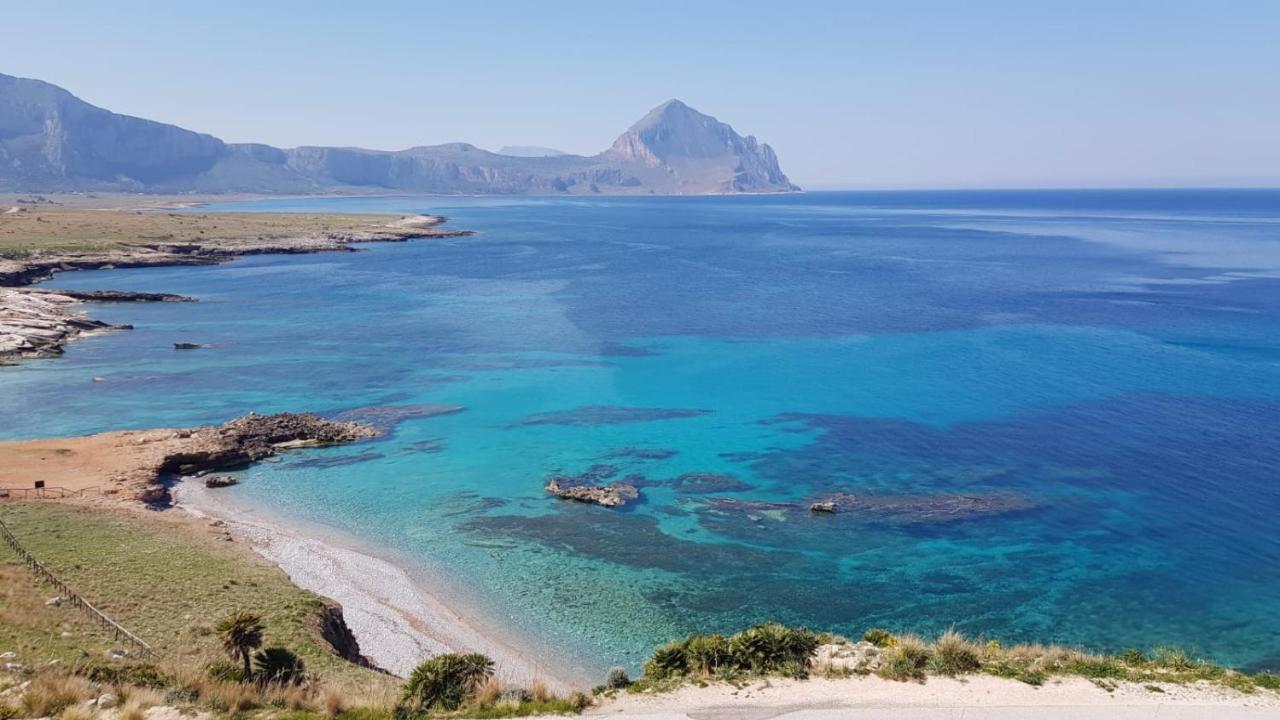 Casa Vacanza Villa Giovanna Valderice Kültér fotó